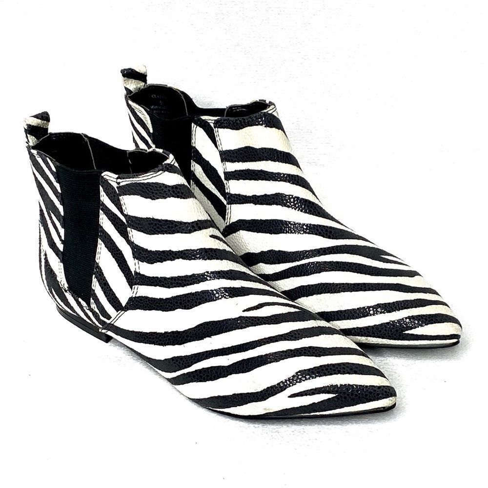 Tildon zebra print pointed toe ankle boots 6